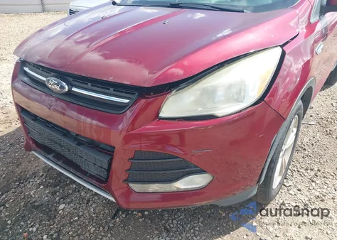 2014 Ford Escape Se z USA, uszkodzony, nr VIN 1FMCU0GX0EUB69452